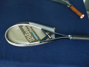 Vintage Wilson "STING" Tennis Racquet  Midsize Aluminum