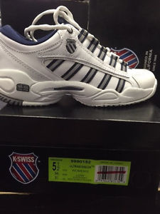 K-Swiss Ultrascender Tennis Shoes - Women's Size 5.5