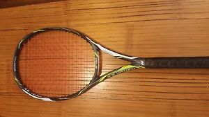 Yonex ezone dr 98 4 3/8 grip