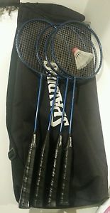 Spalding badminton set 4 racquets 1 birdie with canvas case Great condition