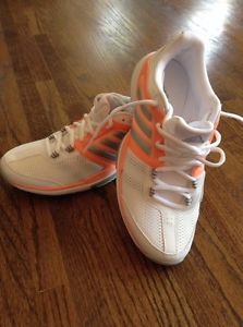 NEW WOMEN'S ADIDAS BARRICADE CLUB TENNIS SHOES - SIZE 8