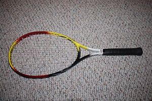Head Genesis XL Pyramid V Oversize Head Size Tennis Racquet 4.1/2 Grip