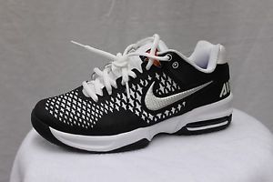 Nike Air Max Cage Tennis Court Shoes Youth Sneakers Girls Boys 5 MSRP $115 NEW