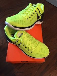 Men's Nike Lunareclipse 5 In Volt, Size 6