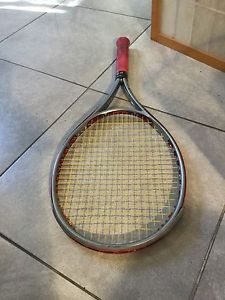 Prince O3 Speedport Red Midplus 4 3/8 grip Tennis Racquet Good Condition