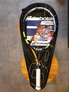 BABOLAT AERO PRO LITE ROLAND GARROS 4-3/8. BRAND NEW. UNSTRUNG.