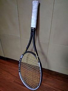 Head Intelligence i.Prestige Midsize 4 1/4 Tennis Racket in Good Condition