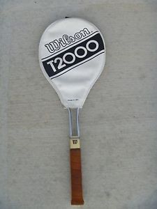 Wilson T2000 VTG TENNIS RACKET VERY VERY NICE WITH ORIGINAL COVER STRUNG