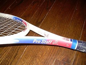 WILSON PRO STAFF LITE CLASSIC 7.0 STEFFI GRAF 95 SQ. IN. TENNIS RACQUET 4 1/8"