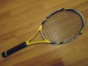 Dunlop Aerogel 500 4D Tennis Racquet. 4 3/8. 100 sq in. 10.5 oz. A+.