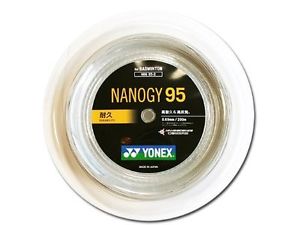YONEX Nanogy 95 