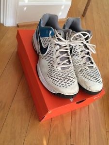 Nike Air Max Cage Men's Size 9 Tennis Shoes White / Blue