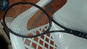 Dunlop Black Max Graphite mid tennis racquet