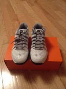 Nike Men's Vapor Court Tennis Shoe