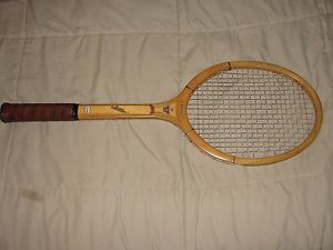VINTAGE SLAZENGER ROYAL WINDSOR TENNIS RACKET - MED 4 5/8 GRIP - IZG