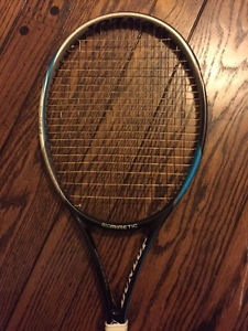 Dunlop Biomimetic F2.0 Tour Tennis Racquet 4 5/8 Grip - USED