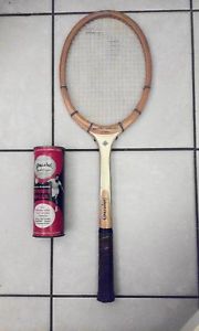 PANCHO GONZALEZ  SPALDING  WOOD RACQUET + P.G UNOPENED KEYWIND SPALDING BALL CAN