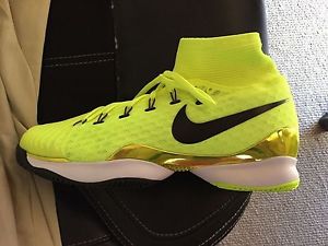 Nike Air Zoom Ultrafly Flyknit Volt Tennis Court Shoe sneaker Federer nadal $220