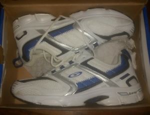 Hi-Tec Mens Tec Court Lightweight Tennis Shoes Lace Up Footwear Sport size 8.5
