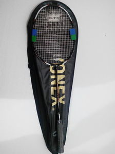 New high-strength carbon VOLTRIC 70 VT70 Badminton Rackets racquet Strung