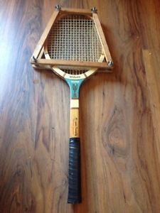 Wilson Maureen Connolly Famous Players Wood Tennis Racket