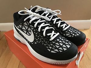 Men's Nike Zoom Cage 2 Tennis shoe Size 8.5