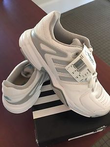 Adidas Response Essence Women's Tennis Shoe White Size 7