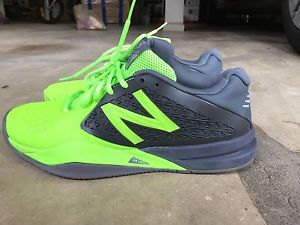 New Balance 996V2 Tennis Shoe