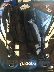 BABOLAT 12 PACK RACQUET BAG Nice Looking!