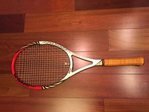 Wilson BLX ProStaff 90 4 3/8 - Strung with Wilson Champions Choice Hybrid string