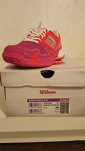 Ladies Wilson Rush Pro 2.0 size 9