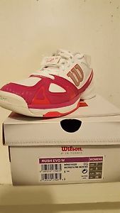 Ladies Wilson Rush Evo size 7