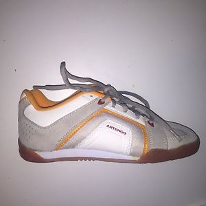 New Youth Girls Artengo Decathlon Tennis Badminton Shoes Orange Gray 5.5