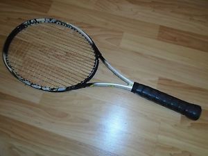 Volkl Classic 8 Pro Fusion Frame Tennis Racquet. 4 1/2. 98 sq in. 10.45 oz.