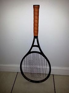 PRINCE TRIPLE THREAT GRAPHITE OVERSIZE 4 3/8