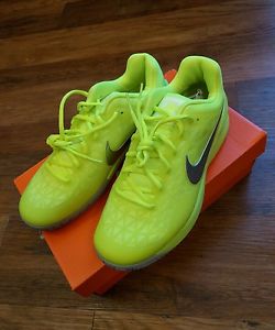 Nike Womens Zoom Cage 2 Tennis Shoes Size 9