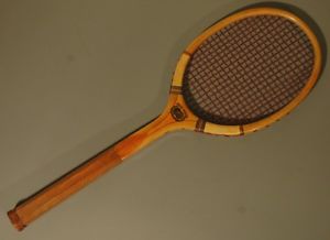 Vintage SPALDING Pioneer S H Gold Medal Tennis Racket