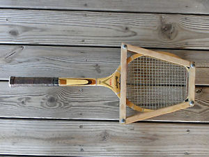 Vintage MacGregor "Fleetwood" Wooden Tennis Racket With Press-Japan