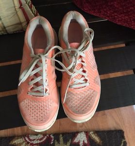 Adidas Women 2016 Stella McCartney Barricade Tennis Shoes 7.5 Ultra Bright Chalk