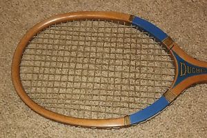 VINTAGE E KENT DUCHESS WOOD TENNIS RACQUET ROUNDED HANDLE