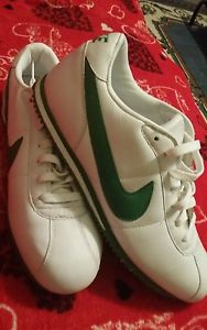 NIKE CLASSIC WHITE GREEN TENNIS ATHLETIC RUNNING SHOE SIZE 9