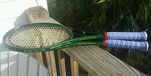 Prince Graphite 2 II MID PLUS 4 1/2" grip Tennis Racquet 97 sq. in. Head EUC!!