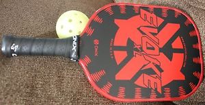 ONIX GRAPHITE EVOKE XL PICKLEBALL PADDLE - RED