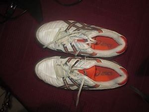 mens  Asics tennis shoes size 8
