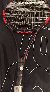tennis racquet
