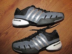 MENS ADIDAS BARRICADE V CLASSIC STYLE TENNIS SHOES SIZE 9