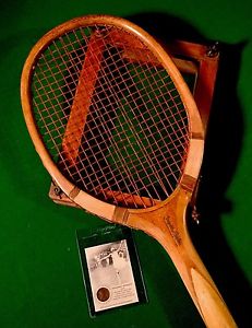 RARE VINTAGE SUZANNE LENGLEN WILSON PARIS WOOD TENNIS RACKET TRADE CARD & PRESS