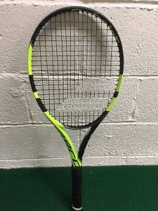 Babolat Pure Aero 4 1/4 STRUNG (300g, 10.6oz.)