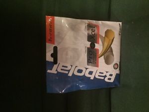 Babolat Hybrid Pro Hurricane Tour 17 + Xcel 16 String Set