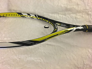 Lot 10 - Gamma RZR 105 Tennis racquet 4 3/8 grip